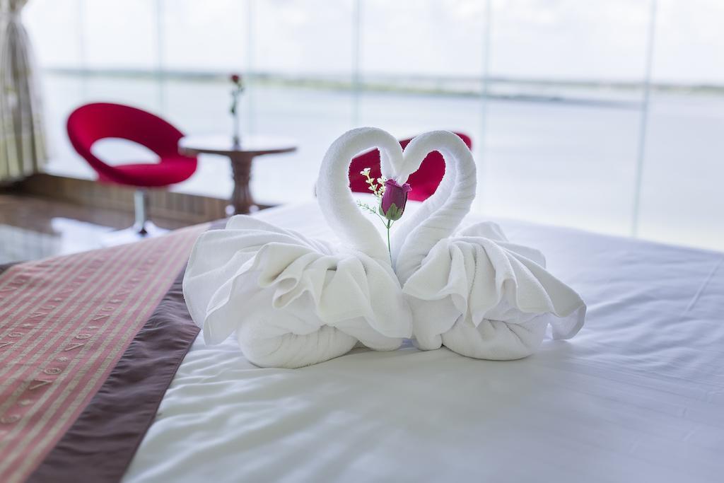 High Sky Hotel Phnom Penh Zewnętrze zdjęcie