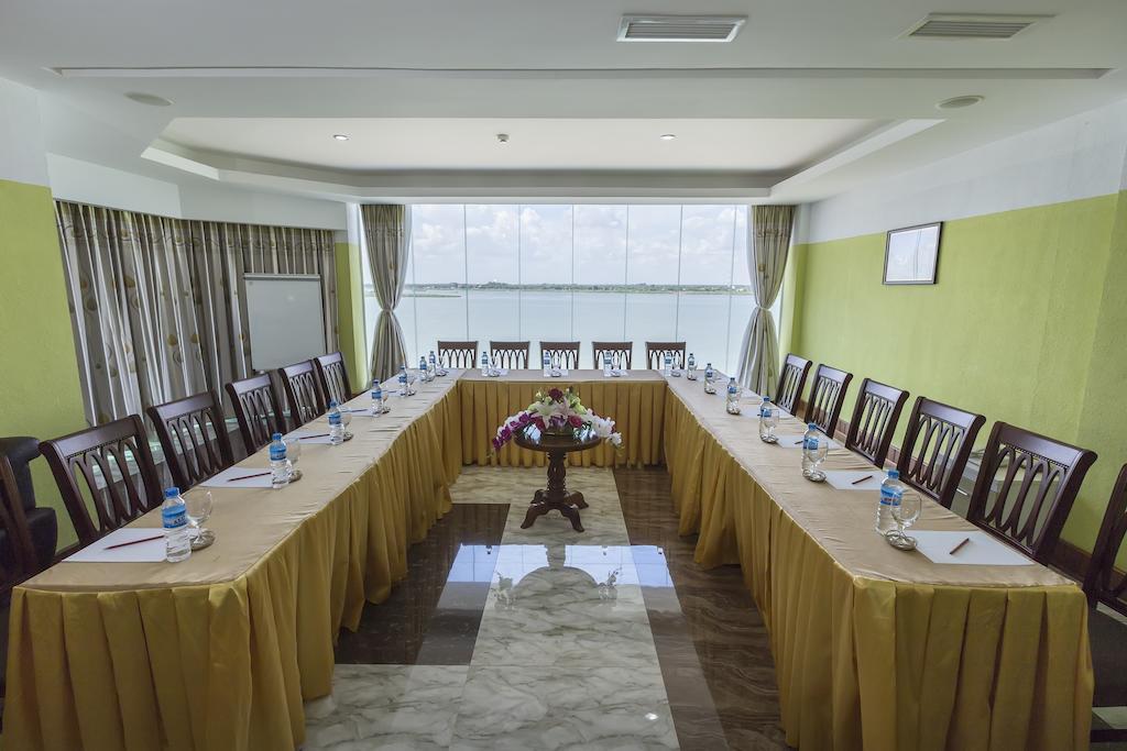 High Sky Hotel Phnom Penh Zewnętrze zdjęcie
