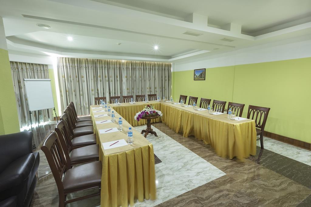 High Sky Hotel Phnom Penh Zewnętrze zdjęcie