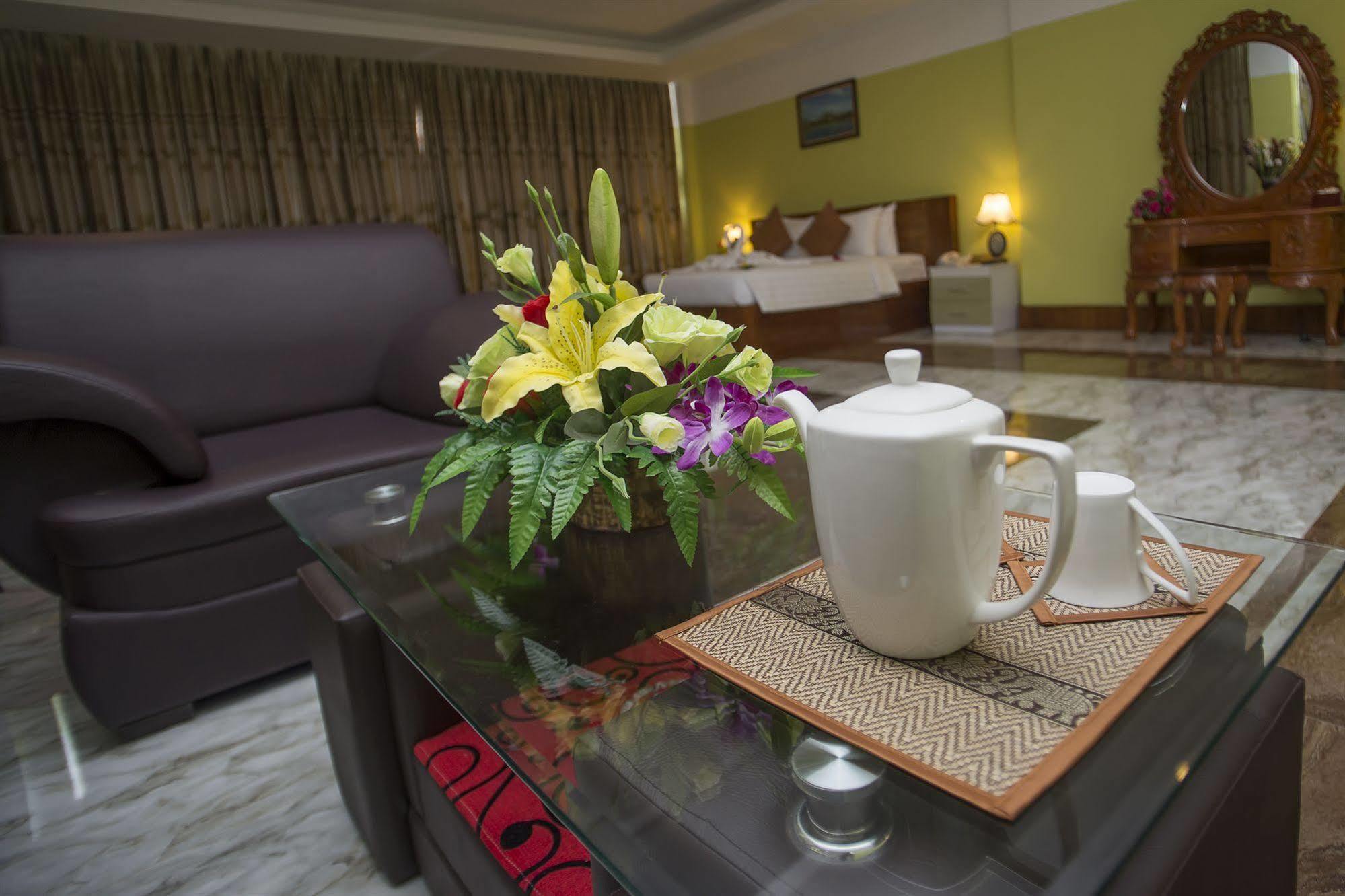 High Sky Hotel Phnom Penh Zewnętrze zdjęcie