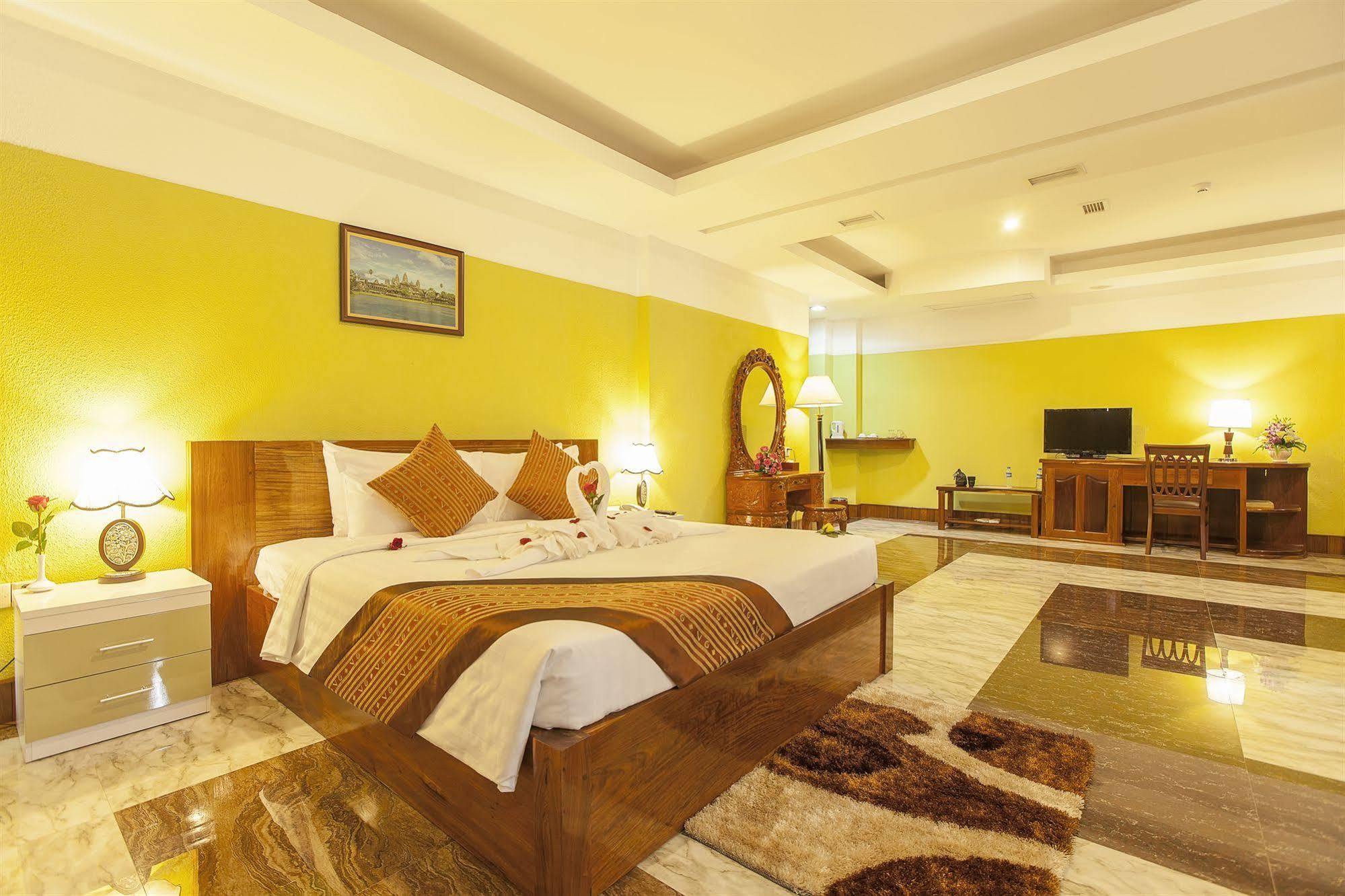 High Sky Hotel Phnom Penh Zewnętrze zdjęcie